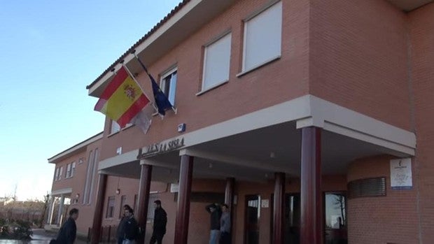 Un hombre de 36 años, detenido por una paliza «brutal» a dos profesoras y un educador social en un IES de Sonseca