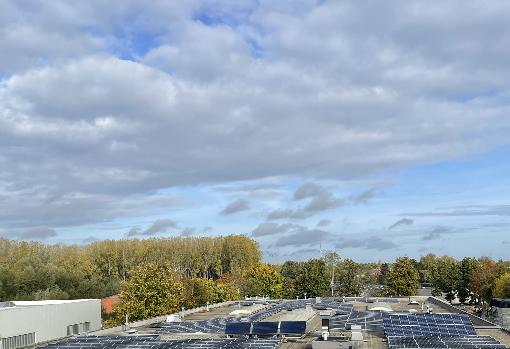 Paneles solares en Eeklo, Bélgica.