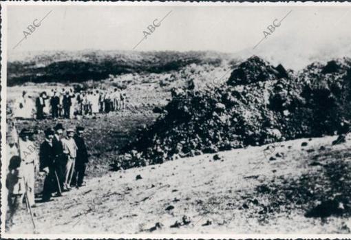 Tenerife (Canarias), noviembre de 1909. Imagen que recoge el avance de uno de los brazos de lava del Chinyero