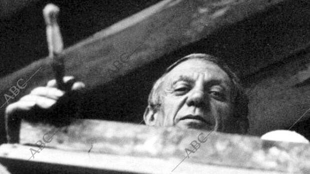 Picasso, pintando el Guernica