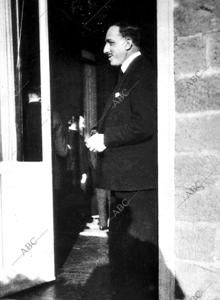 Pocos meses antes de su fallecimiento se tomó esta foto de Alfonso XIII