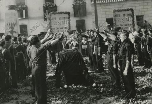 Traslado de los restos de José Antonio Primo de Rivera al Monasterio de El Escorial