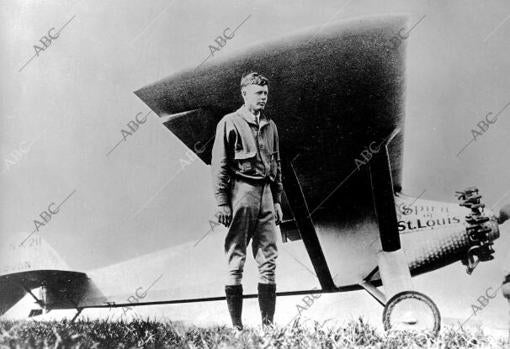 El piloto estadounidense Charles A. Lindbergh simpatizó con Hitler