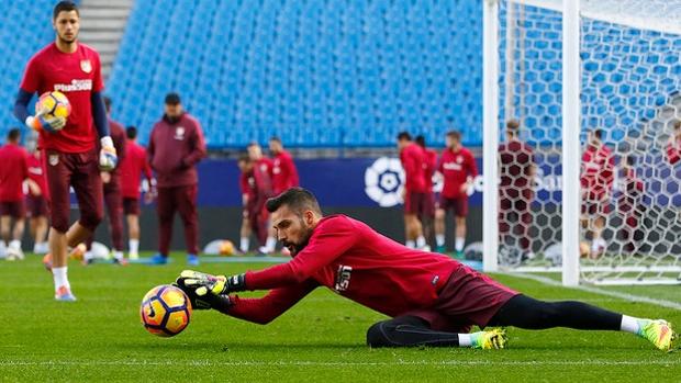 Moyá recibe el alta médica