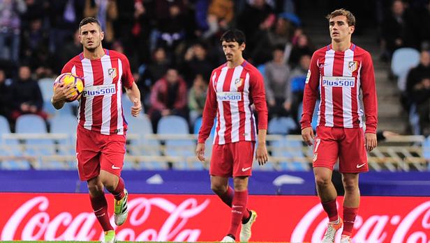 Dos penaltis castigan al Atlético