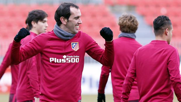 Godín: «Theo estaba empanado y ahora le quiere todo el mundo»