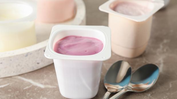 ¿Es bueno cenar solo fruta o un yogur?