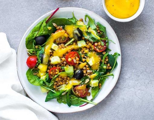 Resultado de la ensalada de lentejas con salsa de caqui