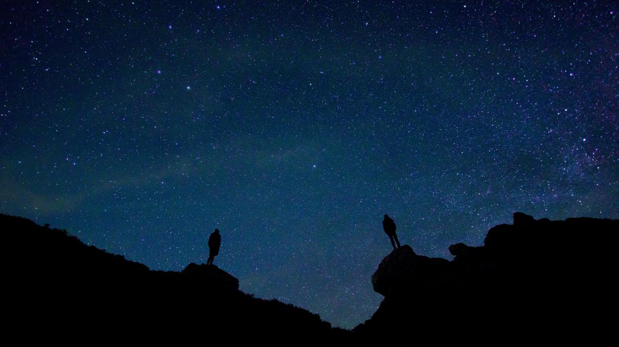 Los destellos se ven con más claridad cuando la oscuridad lo invade todo