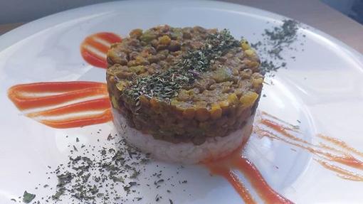 Tartar de lentejas y arroz.