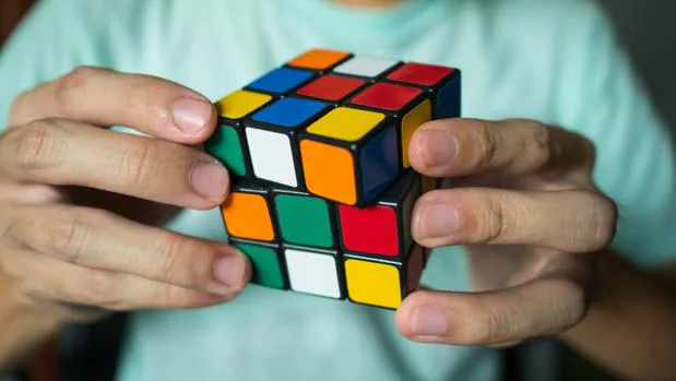 Por qué el cubo Rubik te prepara para resolver conflictos