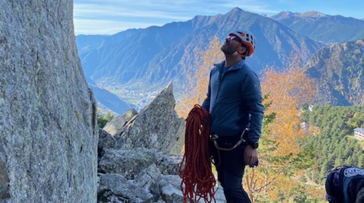 Tomás Navarro, psicólogo, invita en su taller de resiliencia a entender el papel de la actitud frente a la adversidad