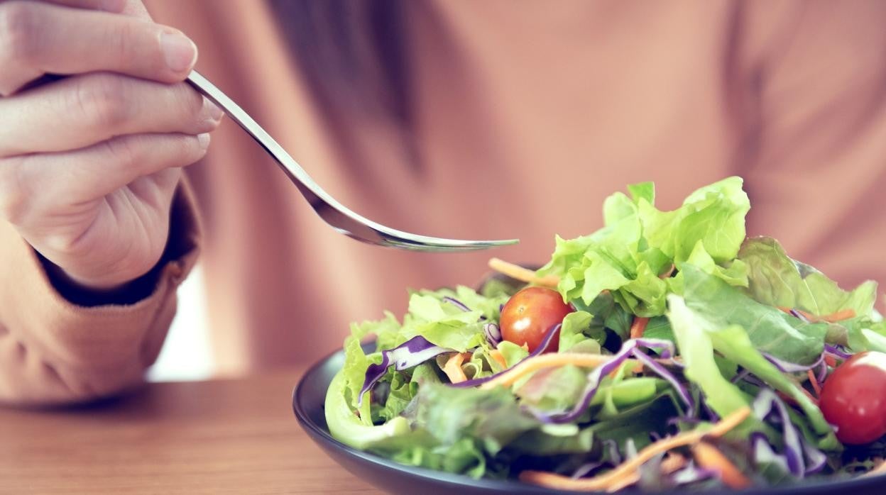 Ortorexia: lo que puede pasar si comer sano se te va de las manos
