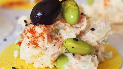 Ensaladilla de atún y edamames