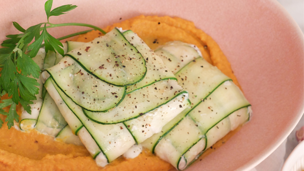 Ravioli de calabacín con crema de zanahoria, delicia veraniega