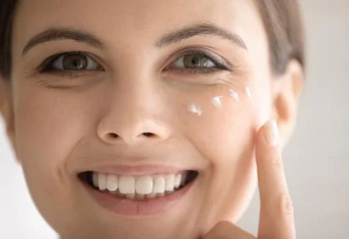 Algunos productos cosméticos protegen la piel de los radicales libres.