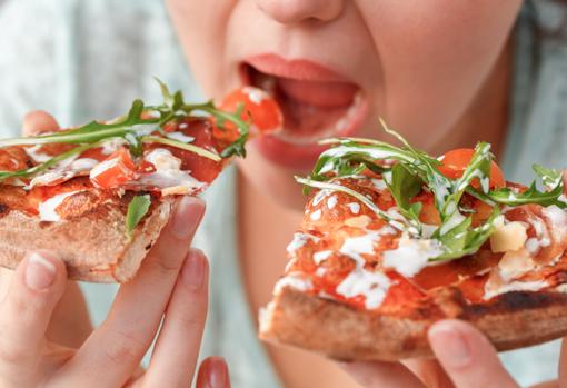 Estas son las 10 emociones que causan sobrepeso