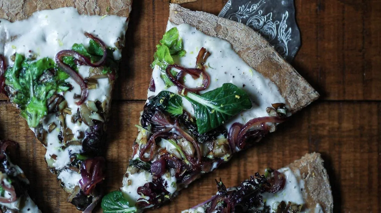 Cómo preparar pizzas saludables: el secreto no está solo en la masa