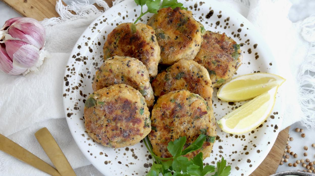 Receta de patties de quinoa y verduras.