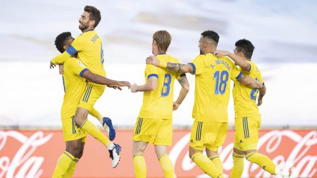 Cádiz CF - Villarreal: Un duelo con el paso cambiado