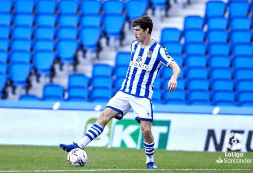 Aritz Elustondo, polivalente defensa de la Real Sociedad.