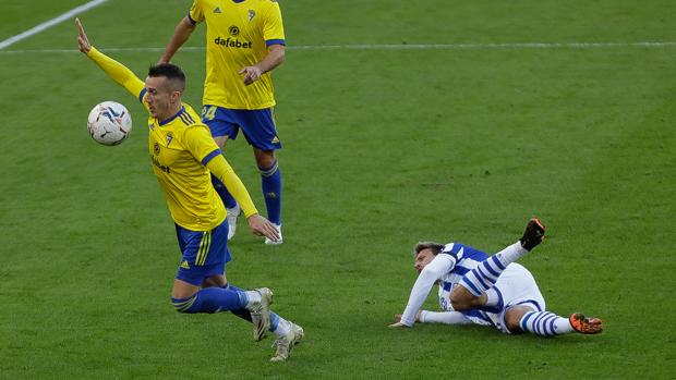 Cádiz CF: Arriba en la clasificación pese a la derrota