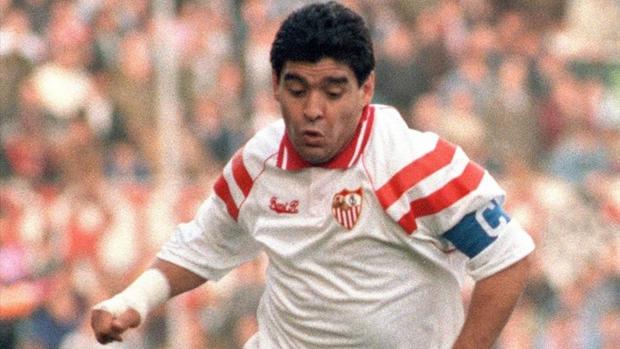 Cervera sobre Maradona: «Ha sido la única persona que yo he perseguido para verlo en un hotel»