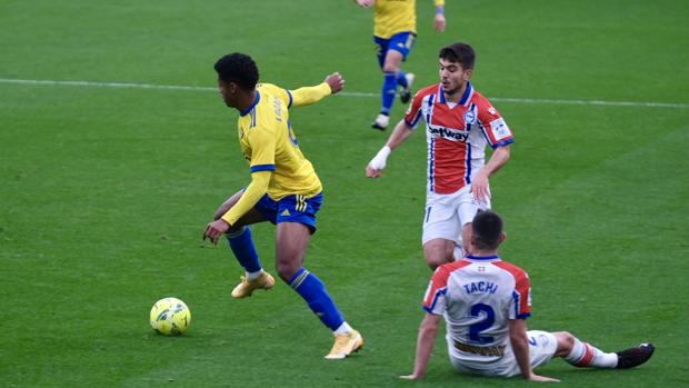 Cádiz - Levante: Horario, fecha, TV y dónde seguir online