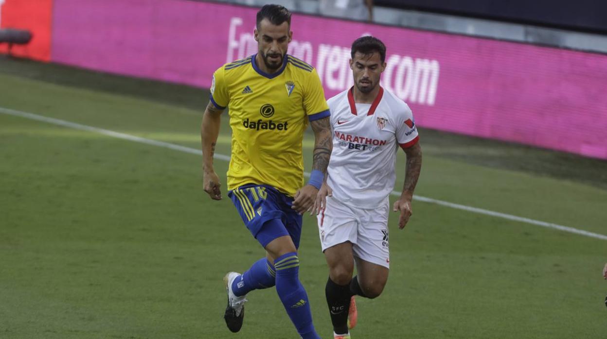 El Cádiz CF visita al Sevilla FC en el Sánchez Pizjuán.