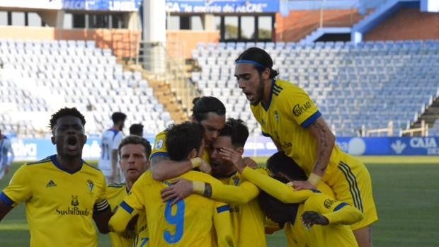 Recreativo - Cádiz B: Cifuentes debuta con un notable triunfo (2-3)