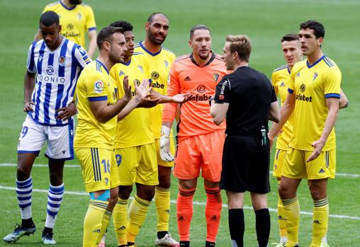 Expulsión de Marcos Mauro en Anoeta.