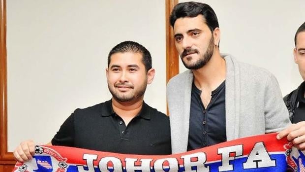 Güiza avala la llegada del príncipe de Johor al fútbol español