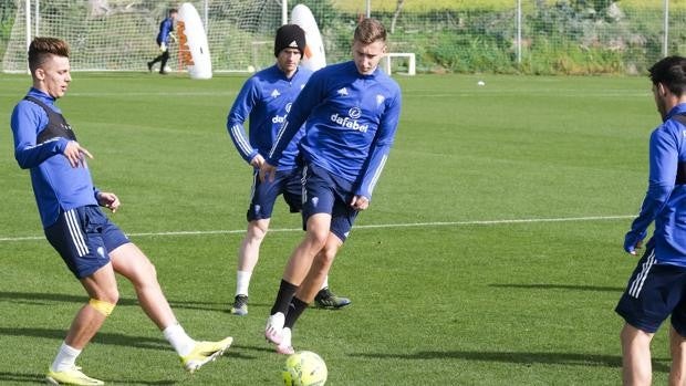 Alineación del Cádiz: ¿Cuál es tu once para el partido contra el Villarreal?