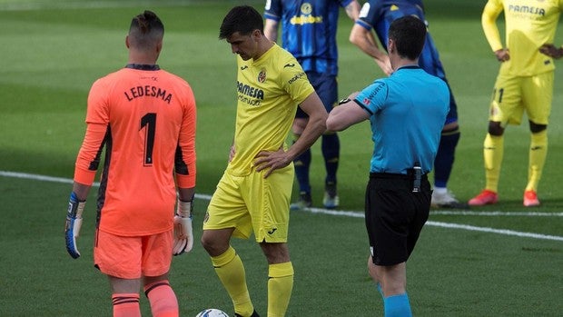 Villarreal - Cádiz; resumen, resultado y goles (2-1)