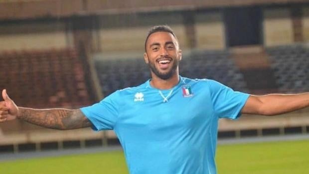 Akapo, de la enfermería a vibrar con Guinea