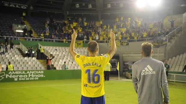 La Federación de Peñas del Cádiz CF respalda a Juan Cala