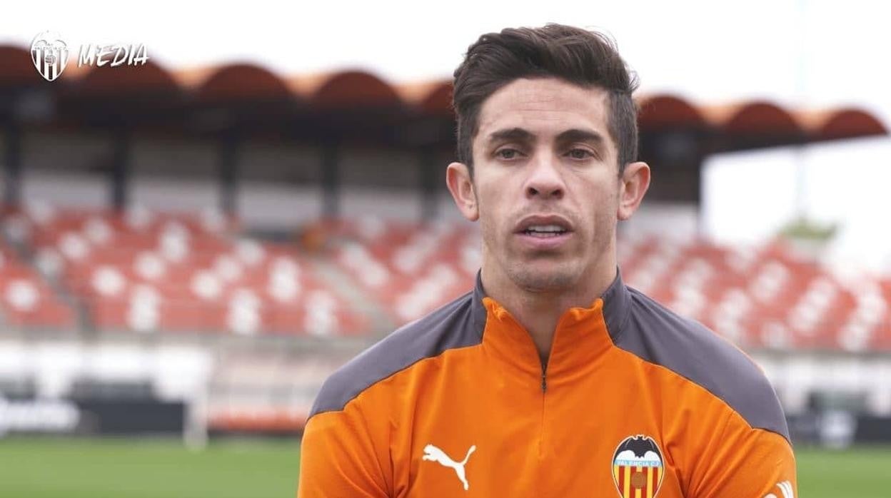 Paulista, tras un entrenamiento del Valencia.