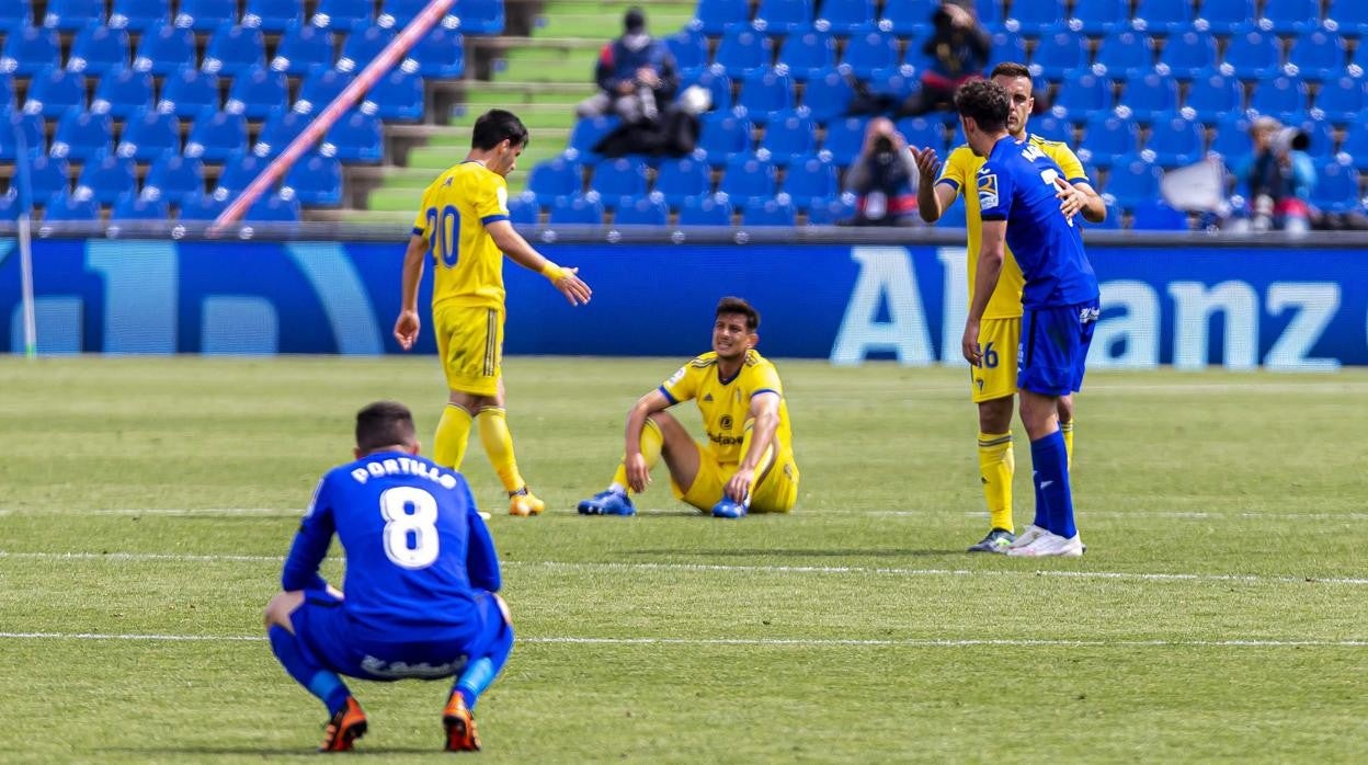 el cádiz dio un paso de gigante en getafe.