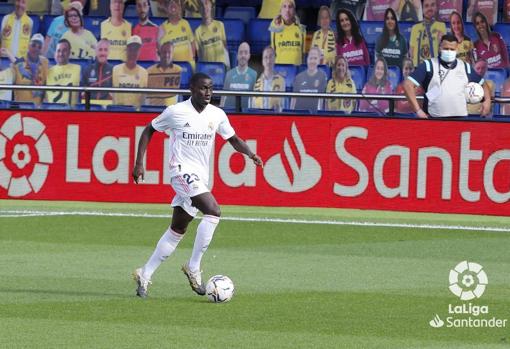 Ferland Mendy es baja segura en Cádiz este miércoles.