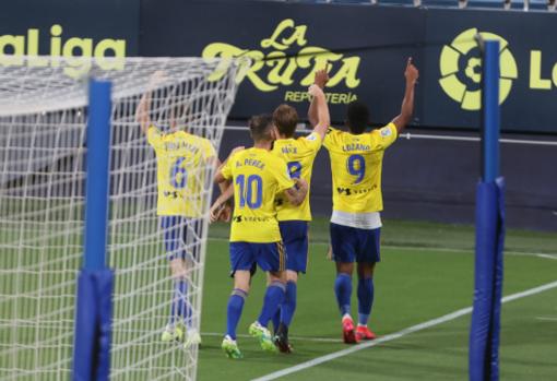 'Choco' Lozano y su doblete al Real Oviedo la temporada pasada.