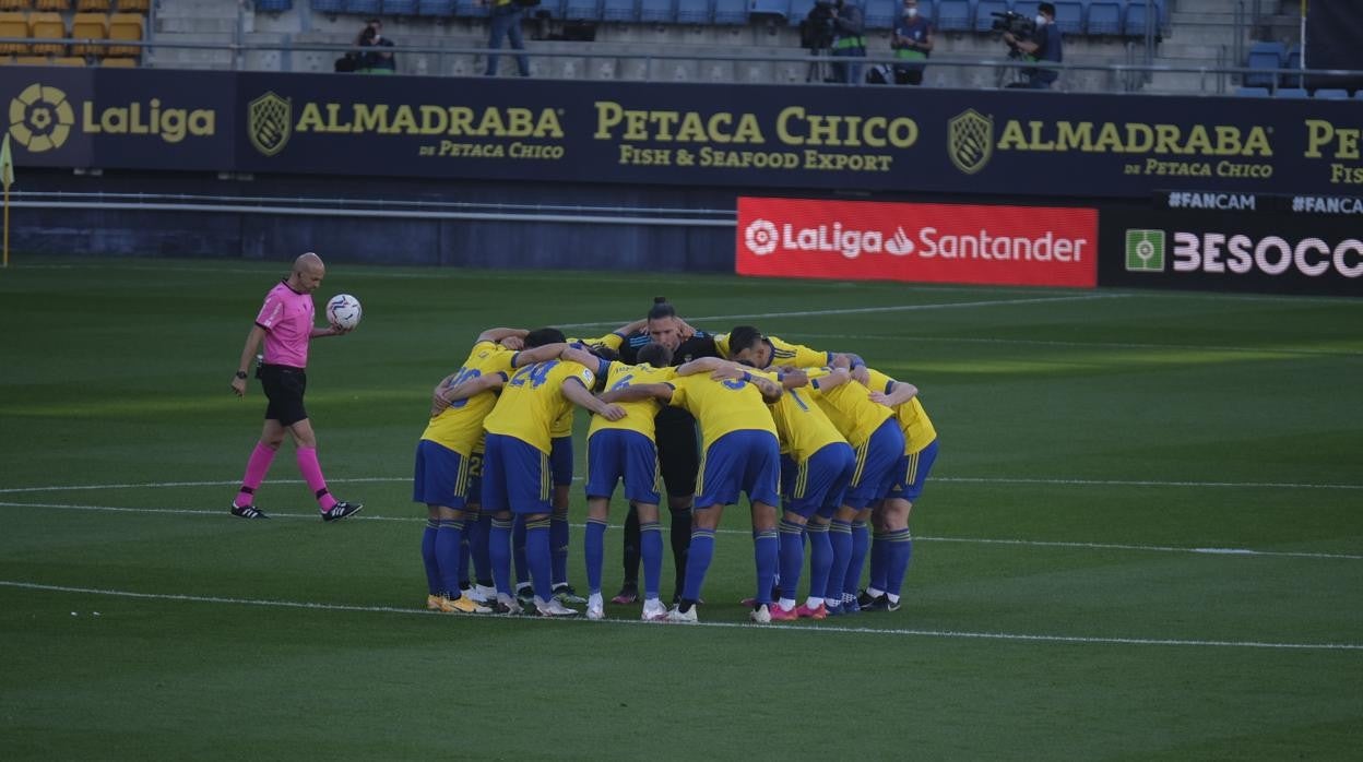 Álvaro Cervera hará rotaciones en el once titular.