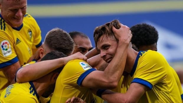 En vídeo: El segundo gol del Cádiz CF al Huesca