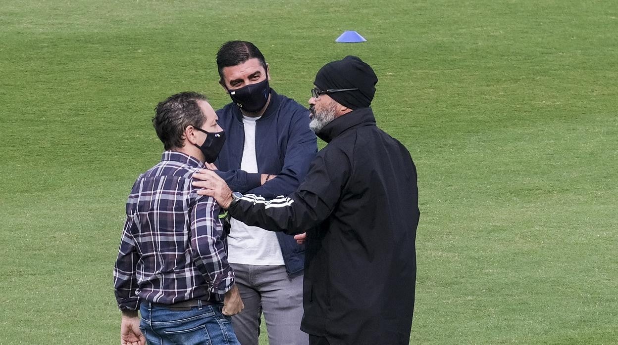 Álvaro Cervera, Enrique Ortiz y David Navarro en El Rosal.