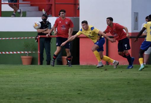 Milutin Osmajic, atacante del Cádiz CF.