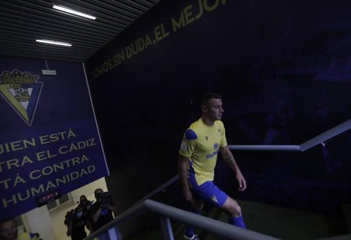 Osmajic, delantero del Cádiz CF, en su presentación.