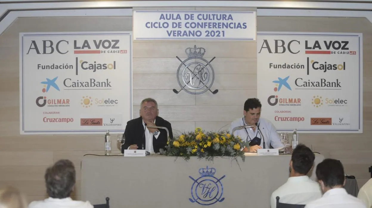 Manuel Vizcaíno en el Aula de Cultura de Vista Hermosa, la semana pasada.