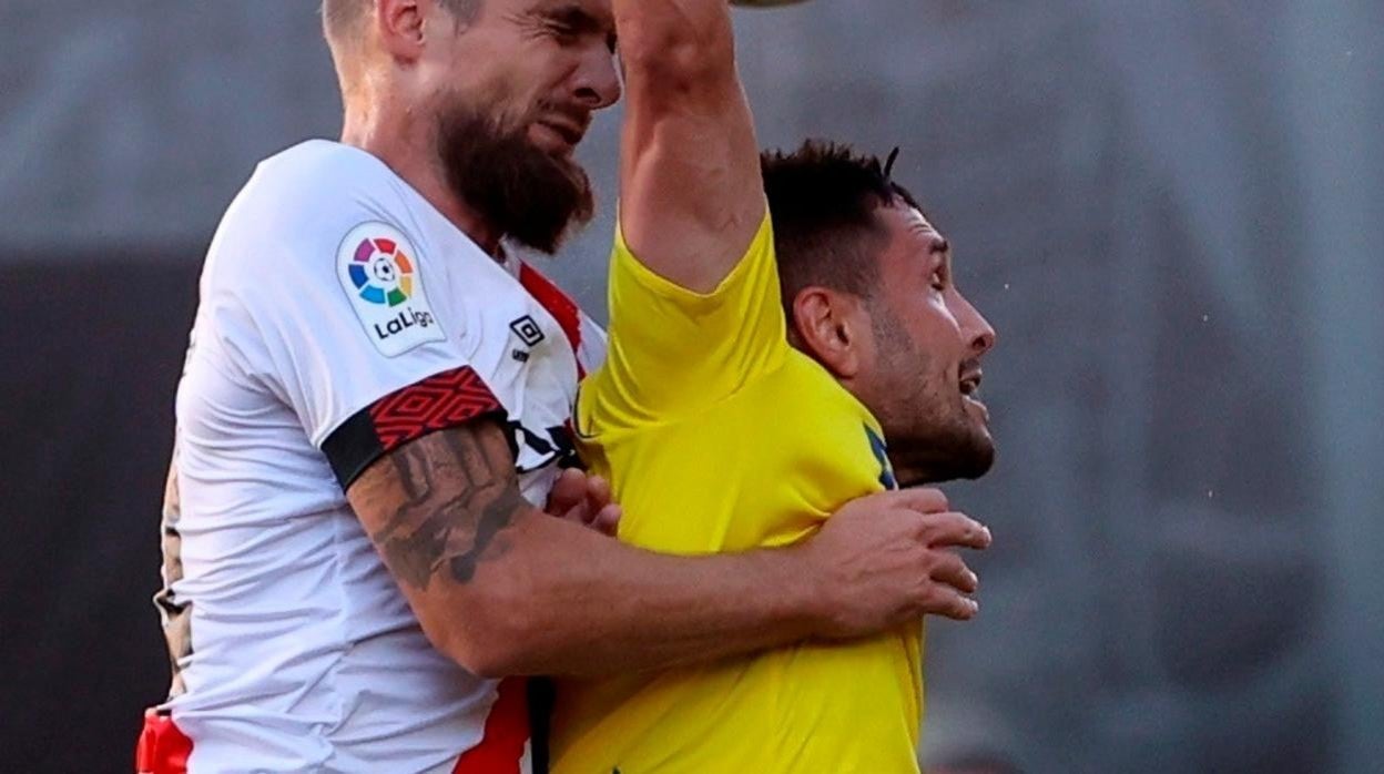 El Cádiz CF perdió 3-1 ante el Rayo Vallecano.