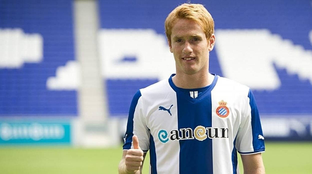 álex jugó en el espanyol. en la 2014/15