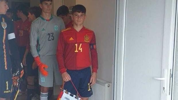 Cádiz CF: Bastida, el único gaditano con España