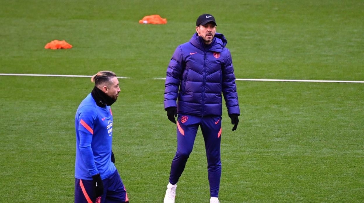 Diego Pablo Simeone en el entrenamiento de este viernes en la Ciudad Deportiva de Majadahonda.